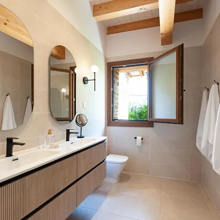 Orue Baserria En Urdaibai