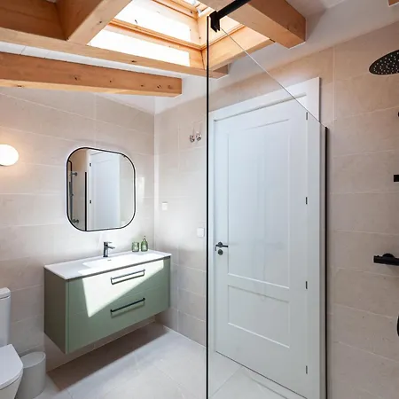 Orue Baserria En Urdaibai * Muxika