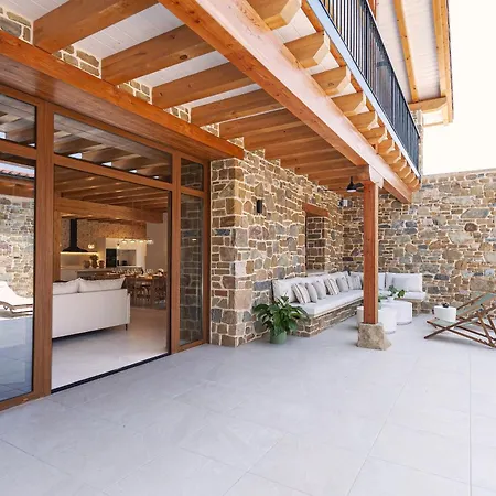 Orue Baserria En Urdaibai