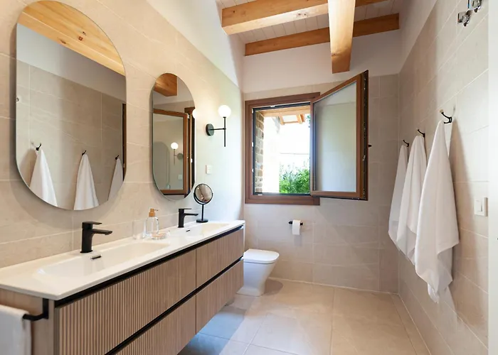 Orue Baserria En Urdaibai