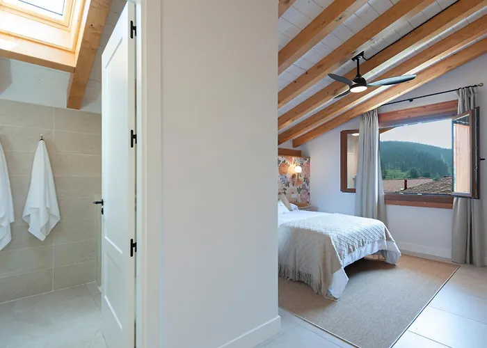 Orue Baserria En Urdaibai Country house *