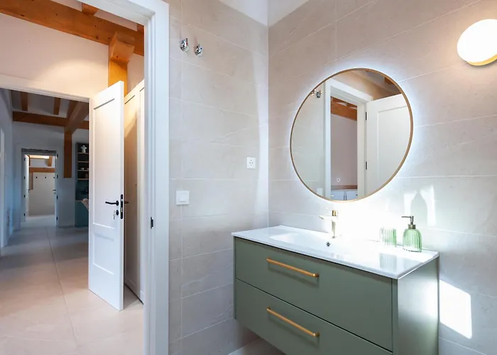 Orue Baserria En Urdaibai