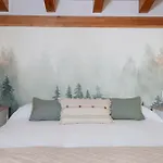 Orue Baserria En Urdaibai * Múgica