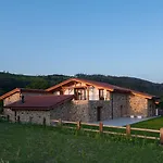 Orue Baserria En Urdaibai *